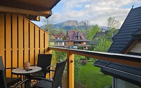Modrzejewska Residence Apartament z Góralką Giewont View by RentiloPL